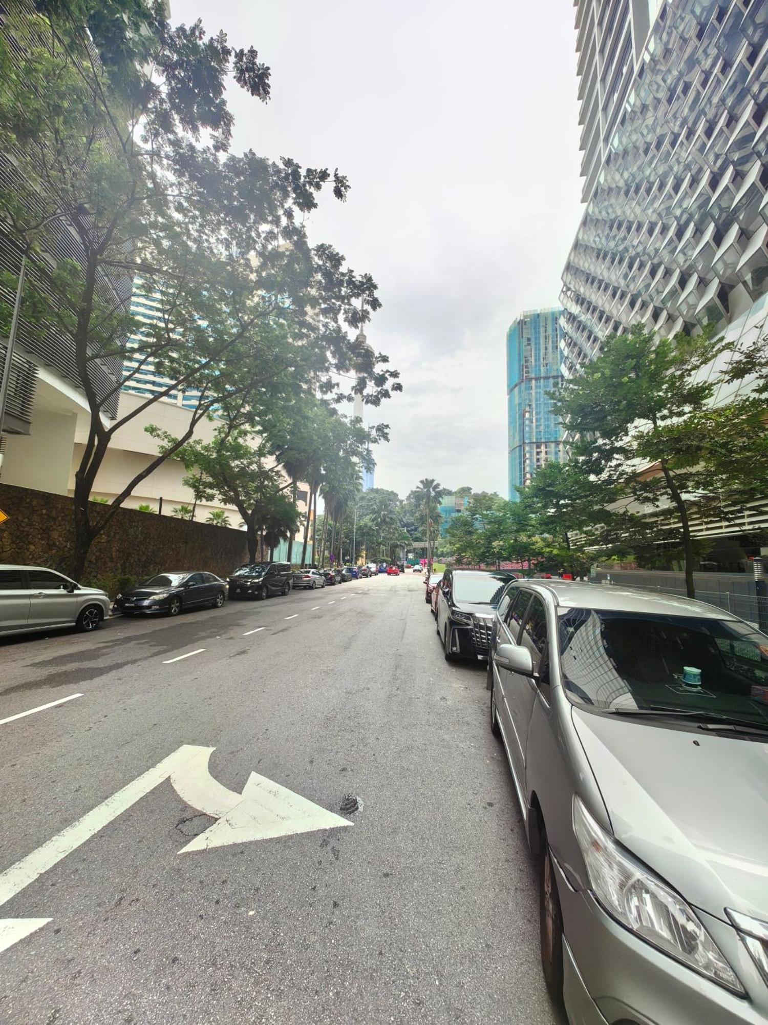 Summer Klcc By Palace *