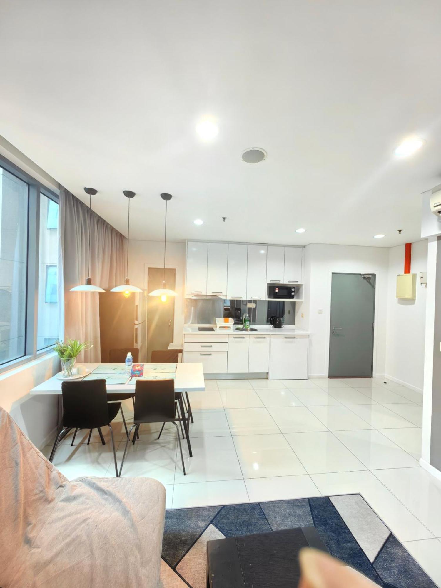 Apartment Summer Klcc By Palace